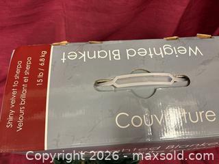 MaxSold Auction: 15 lb Weighted Blanket — Shiny Velvet with Sherpa Reverse - Renfrew (Ontario, Canada) SELLER MANAGED Downsizing Online Auction - Plaunt Street