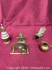 MaxSold Auction: Brass Knick knacks - Renfrew (Ontario, Canada) SELLER MANAGED Downsizing Online Auction - Plaunt Street