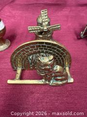 MaxSold Auction: Brass Knick knacks - Renfrew (Ontario, Canada) SELLER MANAGED Downsizing Online Auction - Plaunt Street