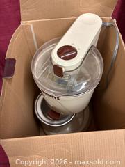 MaxSold Auction: Hershey's Electric Soft Serve Ice Cream Maker - Renfrew (Ontario, Canada) SELLER MANAGED Downsizing Online Auction - Plaunt Street