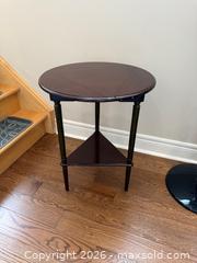 MaxSold Auction: Bombay Company Drop Leaf Round Side Table - Toronto (Ontario, Canada) SELLER MANAGED Moving Online Auction - Snowdon Avenue