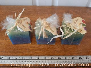 MaxSold Auction: *NEW* Multi-layered square pillar candles - London (Ontario, Canada) PARTNER MANAGED Downsizing Online Auction - Seymour Crescent