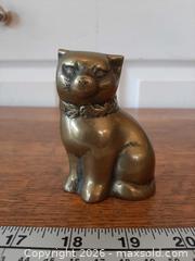 MaxSold Auction: Solid brass cat figurine - London (Ontario, Canada) PARTNER MANAGED Downsizing Online Auction - Seymour Crescent