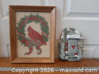 MaxSold Auction: Two holiday-themed collectible items - London (Ontario, Canada) PARTNER MANAGED Downsizing Online Auction - Seymour Crescent