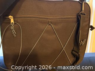 MaxSold Auction: Portable Zippered-Folding Stadium Cushion Seats - San Jose (California, USA) SELLER MANAGED Estate Sale Online Auction - South 16th Street