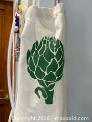 MaxSold Auction: Vintage Artichoke Apron - San Jose (California, USA) SELLER MANAGED Estate Sale Online Auction - South 16th Street