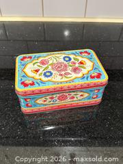 MaxSold Auction: Vintage Sewing Materials - San Jose (California, USA) SELLER MANAGED Estate Sale Online Auction - South 16th Street