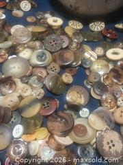 MaxSold Auction: Assorted Mixed-Material Buttons with Ceramic Jar - Pacifica (California, USA) SELLER MANAGED Downsizing Online Auction -  Palmetto Avenue (CONDO)