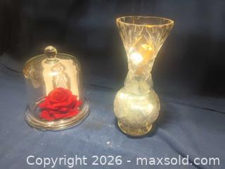 MaxSold Auction: Clear Cut Glass Vase with Lighted Cloche and Preserved Rose - Pacifica (California, USA) SELLER MANAGED Downsizing Online Auction -  Palmetto Avenue (CONDO)