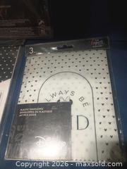 MaxSold Auction: Disney Sticker & Planner Accessory Bundle (Assorted Pieces) - Pacifica (California, USA) SELLER MANAGED Downsizing Online Auction -  Palmetto Avenue (CONDO)