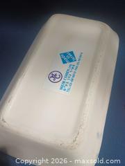 MaxSold Auction: Hand-Painted Ceramic Dish with Mixed Asian Tassel Charms - Pacifica (California, USA) SELLER MANAGED Downsizing Online Auction -  Palmetto Avenue (CONDO)