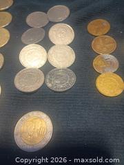 MaxSold Auction: Philippine Coins Assortment 1990s — 20–30 Mixed Denominations - Pacifica (California, USA) SELLER MANAGED Downsizing Online Auction -  Palmetto Avenue (CONDO)