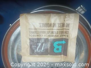 MaxSold Auction: Set of 4 CV Stainless Steel humidity control Canisters with Latch Closures & boveda packs - Pacifica (California, USA) SELLER MANAGED Downsizing Online Auction -  Palmetto Avenue (CONDO)