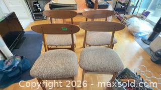 MaxSold Auction: MCM Dining Chairs - Toronto (Ontario, Canada) PARTNER MANAGED Downsizing Online Auction - Crescent Town Road