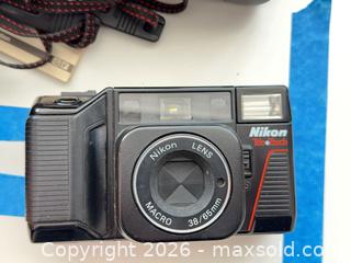 MaxSold Auction: Nikon Cameras  - Toronto (Ontario, Canada) PARTNER MANAGED Downsizing Online Auction - Crescent Town Road
