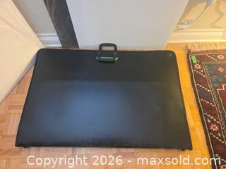 MaxSold Auction: Portfolio case and Art Boards - Toronto (Ontario, Canada) PARTNER MANAGED Downsizing Online Auction - Crescent Town Road