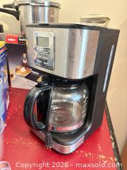 MaxSold Auction: Small Appliances  - Toronto (Ontario, Canada) PARTNER MANAGED Downsizing Online Auction - Crescent Town Road