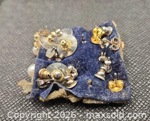 MaxSold Auction: Antique earrings /pins - Mississauga (Ontario, Canada) SELLER MANAGED Downsizing Online Auction - Golden Orchard Drive (CONDO)
