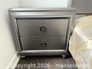 MaxSold Auction: Dark Gray King Bed Frame with Headboard, Dresser & Mirror - Richmond Hill (Ontario, Canada) SELLER MANAGED Moving Online Auction - Kent Matthew Street