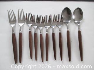 MaxSold Auction: MCM Cutlery - Toronto (Ontario, Canada) SELLER MANAGED Downsizing Online Auction - Greenland Road