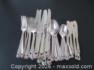 MaxSold Auction: Silverplate Flatware Rogers Eternally Yours for 8 + Serving Pieces - Toronto (Ontario, Canada) SELLER MANAGED Downsizing Online Auction - Greenland Road