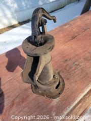 MaxSold Auction: Antique Hand Water Pump Head - East Zorra-Tavistock (Ontario, Canada) SELLER MANAGED Downsizing Online Auction - Highway 59