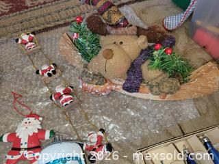 MaxSold Auction: Lot of Christmas Decorations - East Zorra-Tavistock (Ontario, Canada) SELLER MANAGED Downsizing Online Auction - Highway 59
