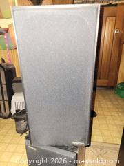MaxSold Auction: Paradigm Model 5se Monitors Speakers 8" Woofer - East Zorra-Tavistock (Ontario, Canada) SELLER MANAGED Downsizing Online Auction - Highway 59