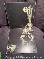 MaxSold Auction: 1971 Vinyl Record LED ZEPPELIN IV Vtg Album LP Zoso Stairway To Heaven SD7208 - Aurora (Ontario, Canada) SELLER MANAGED Estate Sale Online Auction -  Closs Square