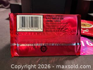 MaxSold Auction: 1993 O-Pee-Chee Premier Hockey- New/Never opened , 5 packs , Collectable Trading Cards - Aurora (Ontario, Canada) SELLER MANAGED Estate Sale Online Auction -  Closs Square