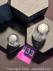 MaxSold Auction: Salt And Pepper Shakers-Clear Glass-Libbey Canada, MCM - Aurora (Ontario, Canada) SELLER MANAGED Estate Sale Online Auction -  Closs Square