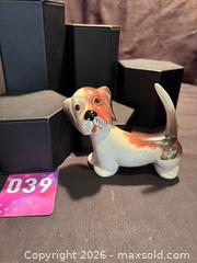 MaxSold Auction: Vintage RARE, THE FUN MODELS SERIES VINTAGE 1940/50s BESWICK COMICAL DACHSHUND DOG - Aurora (Ontario, Canada) SELLER MANAGED Estate Sale Online Auction -  Closs Square
