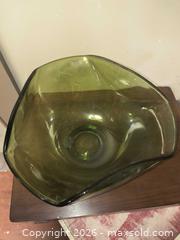 MaxSold Auction: Green Olive Art glass Bowl - Kingston (Ontario, Canada) SELLER MANAGED Downsizing Online Auction - Railway
