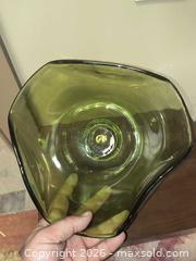 MaxSold Auction: Green Olive Art glass Bowl - Kingston (Ontario, Canada) SELLER MANAGED Downsizing Online Auction - Railway
