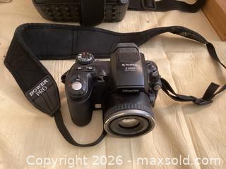 MaxSold Auction: Fujifilm S5000 - Ottawa (Carp)(Ontario, Canada) SELLER MANAGED Reseller Online Auction - Carp Road