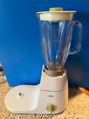 MaxSold Auction: Braun Countertop Stand Mixer KM32 Type B - Metro Vancouver A (British Columbia, Canada) SELLER MANAGED Downsizing Online Auction - College Highroad