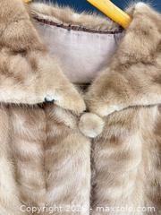 MaxSold Auction: Mink Jacket A - Metro Vancouver A (British Columbia, Canada) SELLER MANAGED Downsizing Online Auction - College Highroad