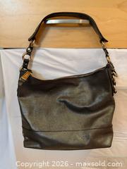 MaxSold Auction: New or like New Purses/ Shoulder Bags A - Metro Vancouver A (British Columbia, Canada) SELLER MANAGED Downsizing Online Auction - College Highroad