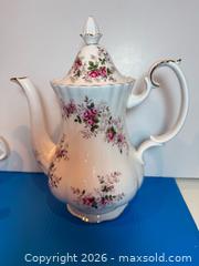 MaxSold Auction: Royal Albert Coffee Pot, Coffee Mugs and Sugar Bowl A - Metro Vancouver A (British Columbia, Canada) SELLER MANAGED Downsizing Online Auction - College Highroad