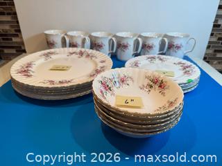 MaxSold Auction: Royal Albert Plates, Bowls, Cups A - Metro Vancouver A (British Columbia, Canada) SELLER MANAGED Downsizing Online Auction - College Highroad