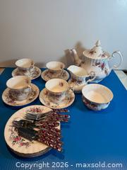 MaxSold Auction: Royal Albert Teacups, Saucers, Teapot, More A - Metro Vancouver A (British Columbia, Canada) SELLER MANAGED Downsizing Online Auction - College Highroad