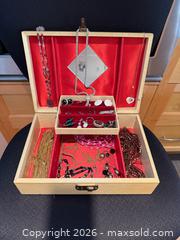 MaxSold Auction: Vintage Jewelry Box and Jewelry A - Metro Vancouver A (British Columbia, Canada) SELLER MANAGED Downsizing Online Auction - College Highroad