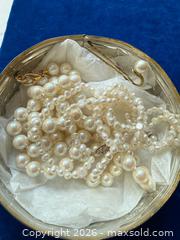 MaxSold Auction: Vintage Tin with Pearls And More A - Metro Vancouver A (British Columbia, Canada) SELLER MANAGED Downsizing Online Auction - College Highroad