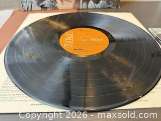 MaxSold Auction: Paul Simon, John Denver & Carpenters 5-LP Singer-Songwriter Collection - Ultrasonically Cleaned - Milton (Ontario, Canada) SELLER MANAGED Downsizing Online Auction - Broadway Avenue