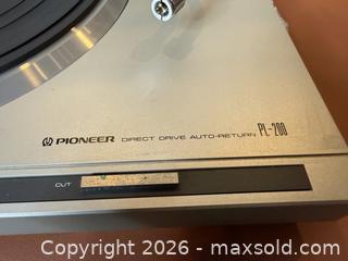 MaxSold Auction: Pioneer PL-200 Direct Drive Auto-Return Turntable - For Repair - Milton (Ontario, Canada) SELLER MANAGED Downsizing Online Auction - Broadway Avenue