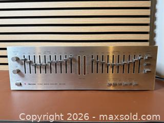 MaxSold Auction: Spectrum Stereo Graphic Equalizer (Model SGE-204L) - Tested Working - Milton (Ontario, Canada) SELLER MANAGED Downsizing Online Auction - Broadway Avenue