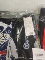 MaxSold Auction: D Kelly Japan Knit Tote Bag - Vancouver (British Columbia, Canada) SELLER MANAGED Downsizing Online Auction - West 6th Avenue (CONDO)