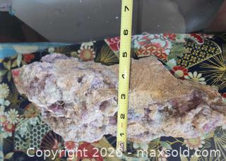 MaxSold Auction: Raw stone - Vancouver (British Columbia, Canada) SELLER MANAGED Downsizing Online Auction - West 6th Avenue (CONDO)