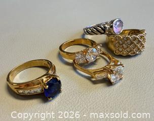 MaxSold Auction: (5) Vintage Costume Jewelry Rings  - Toronto (Ontario, Canada) PARTNER MANAGED Reseller Online Auction - Queen Street West