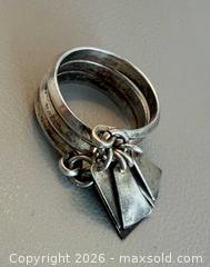 MaxSold Auction: Retro 925 Silver Ring - Marked  - Toronto (Ontario, Canada) PARTNER MANAGED Reseller Online Auction - Queen Street West